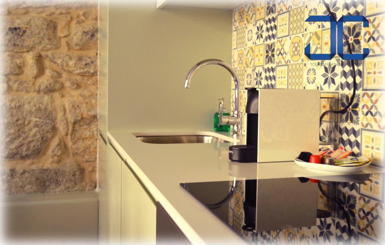 Click! Apartment By Jc Porto Bagian luar foto